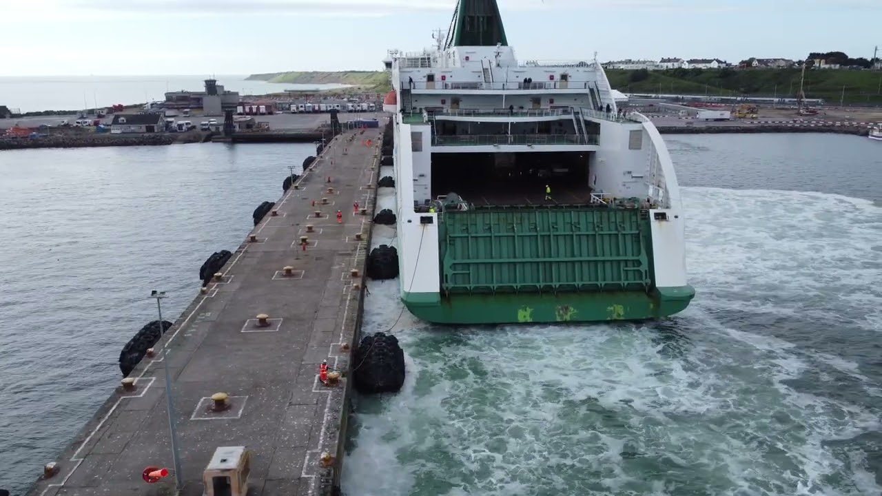 Irish Ferries Oscar Wilde departing Rosslare to Pembroke