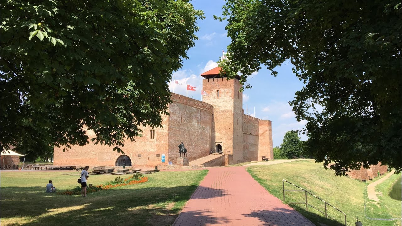 Day Trip to Gyula Spa, Castle and Palace in Hungary