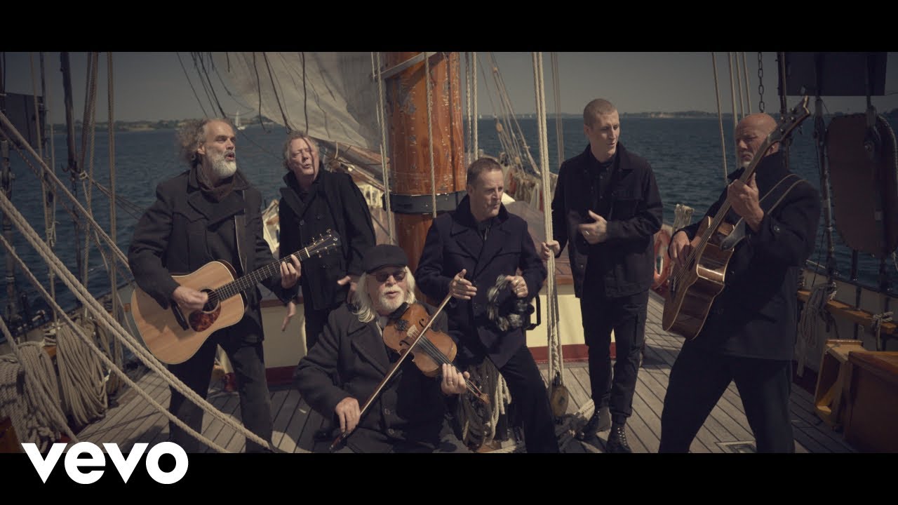 Santiano - Santiano (Official Video) ft. Nathan Evans