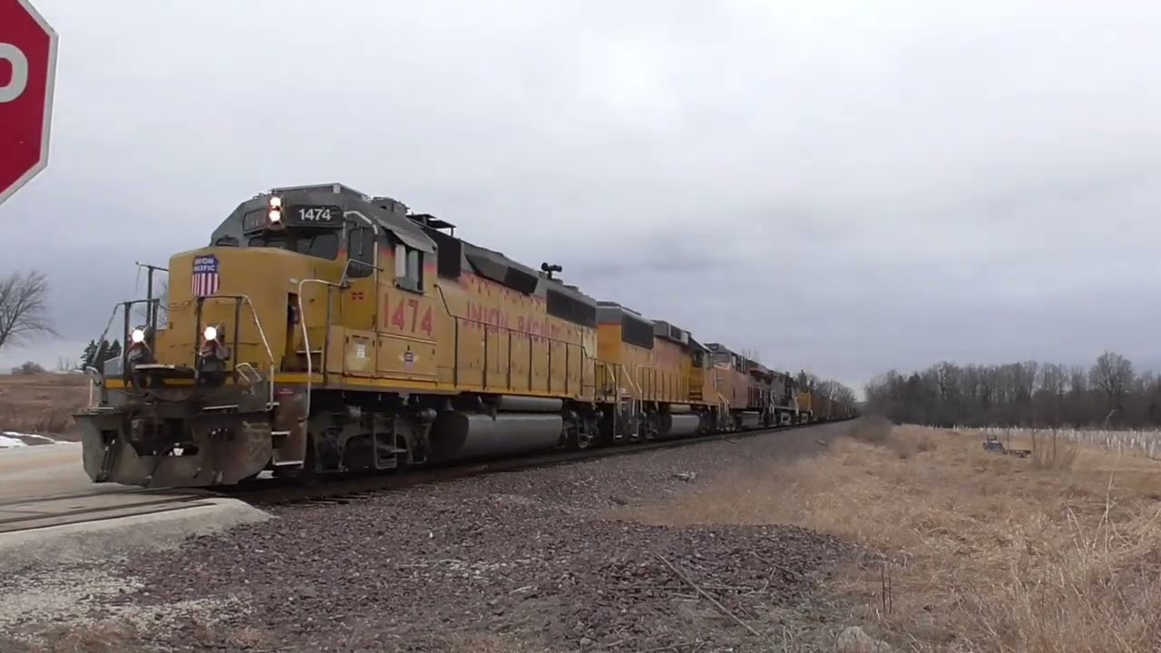 The SP Chace! Classic EMDs Lead Coal Train.