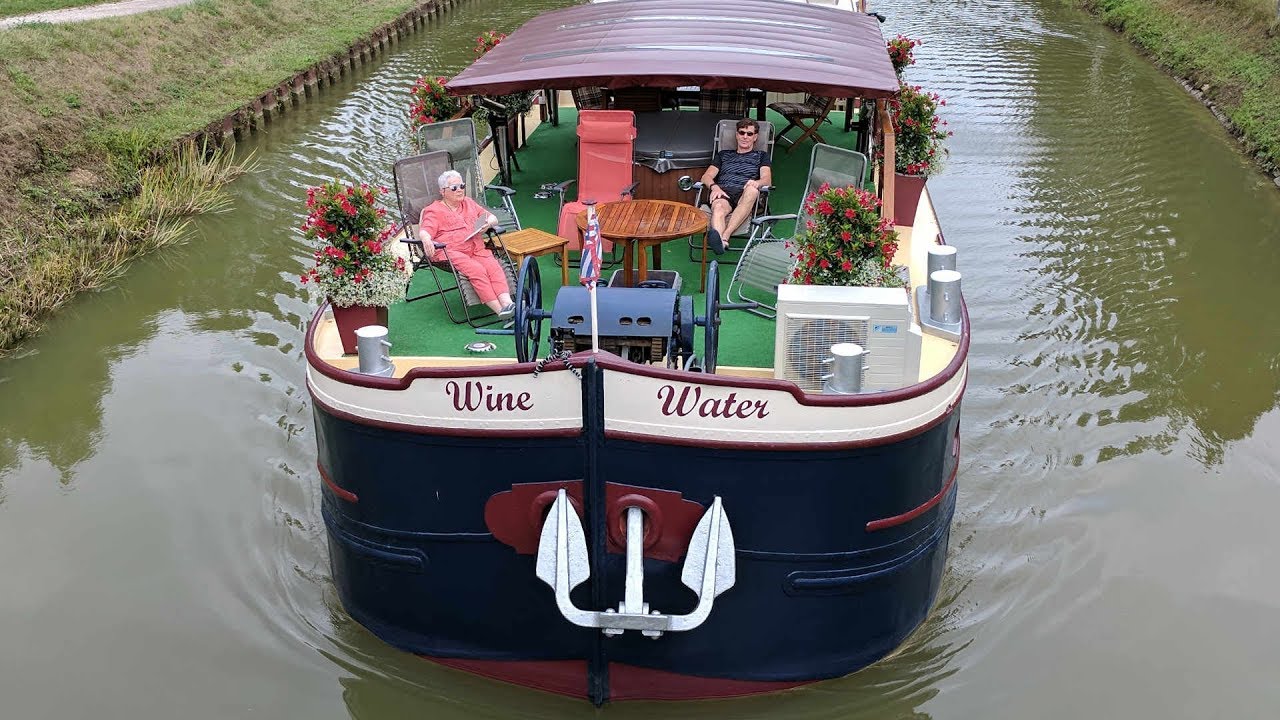 Wine and Water Barge on Canal de Bourgogne