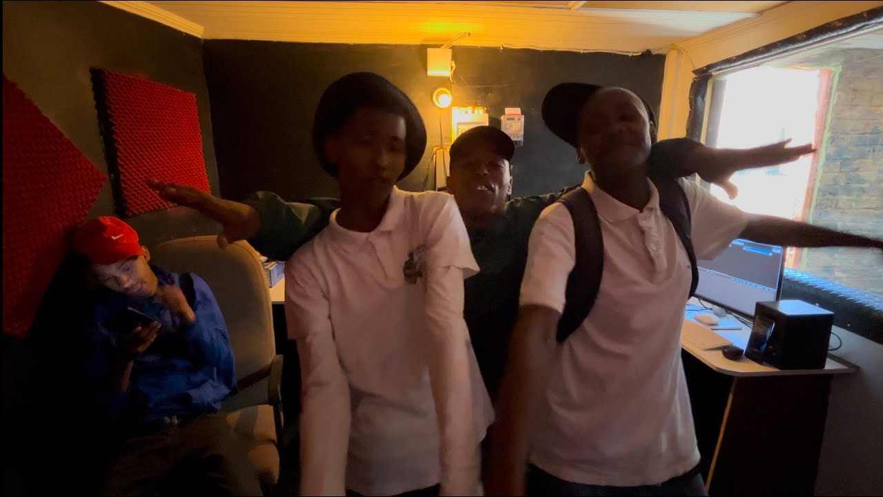 Spenda Boyz 7941 - Eerstes ft. Lover_Boys Entertainment 027 (Official visualizer)