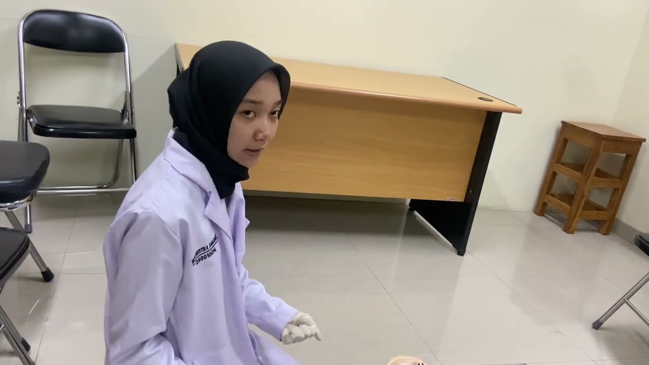 Basic life support_Scenario 2_Intan Mustika Ramadhan_250010014