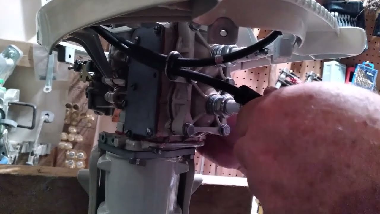 Johnson 3hp 1964 rebuild Part 21(f): Ignition SPARK!