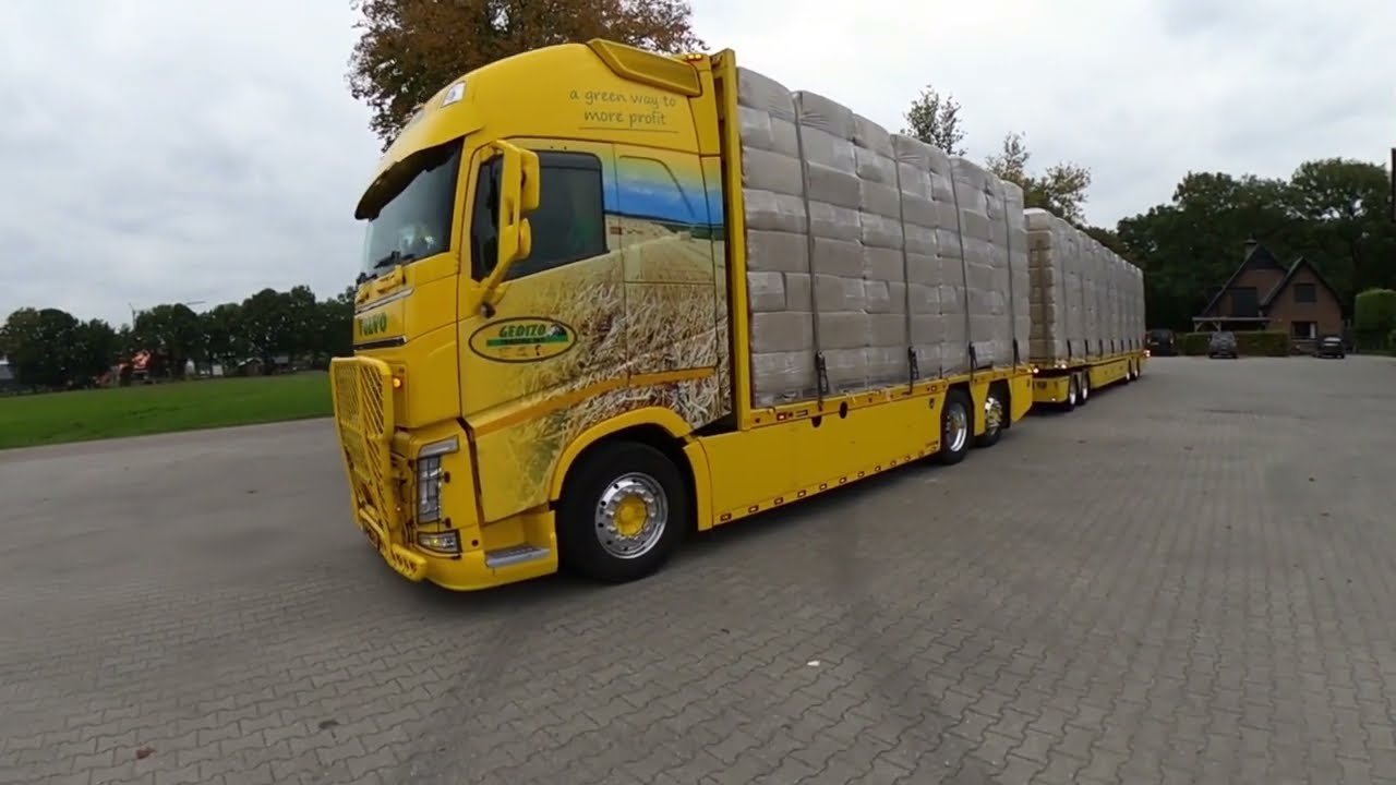 MOMENTS of a day in my life as a LZV (25,25M) truck driver