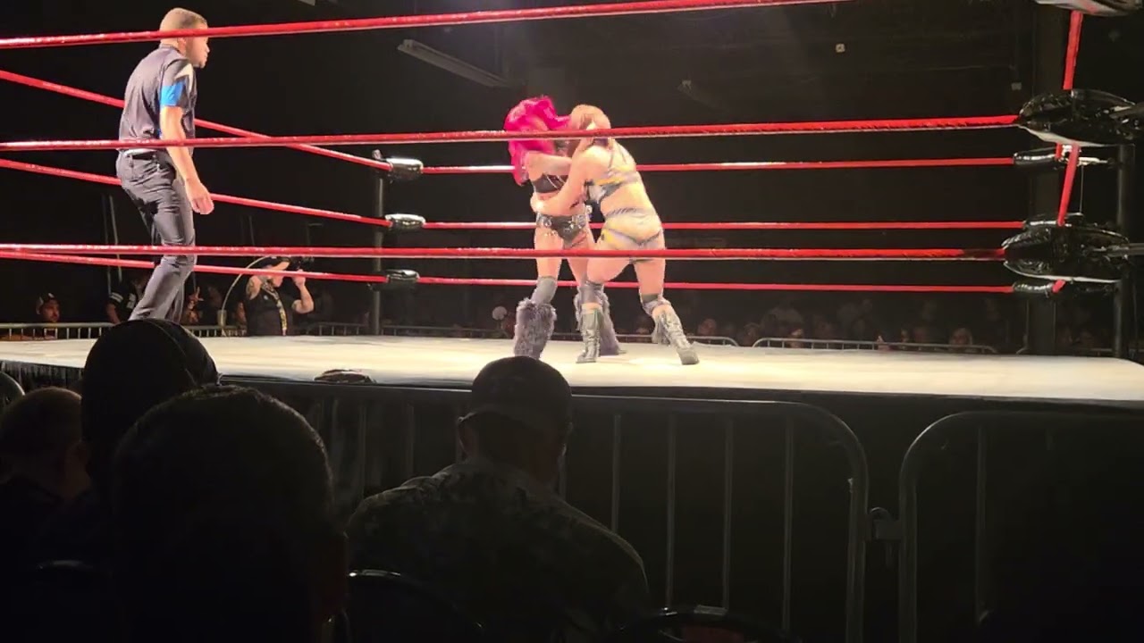 Amity LaVey vs Liviyah at Till I collapse 2025
