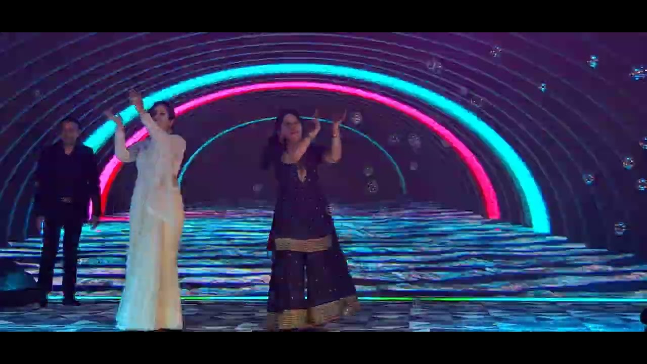 Ye Din Mileya Duawan Naal family dance performance in Sangeet Function