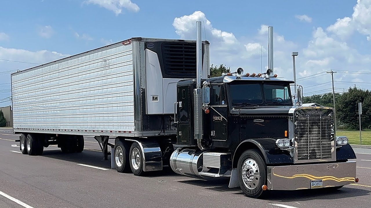 Square Hoods All Day - Truck Spotting On Route 222