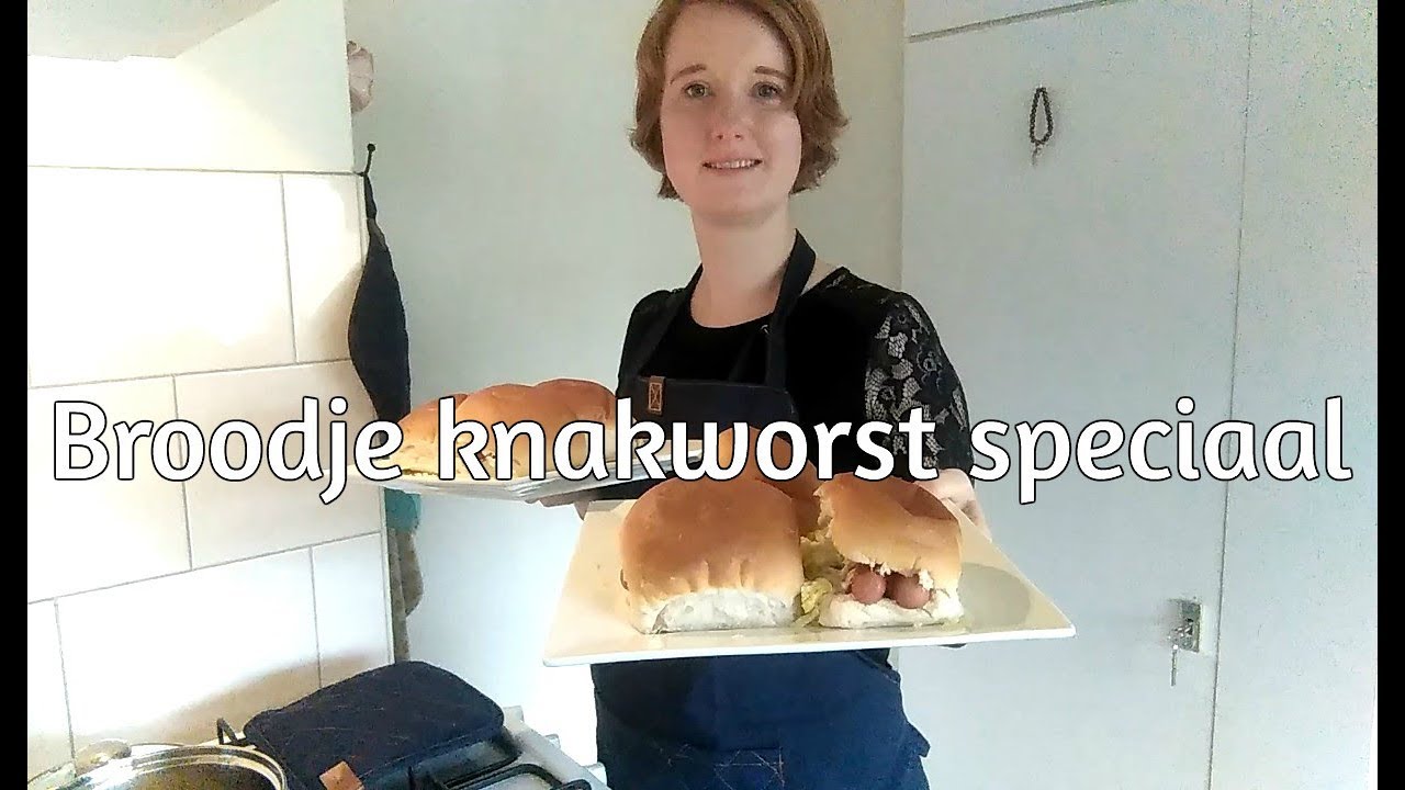 Broodje knakworst speciaal
