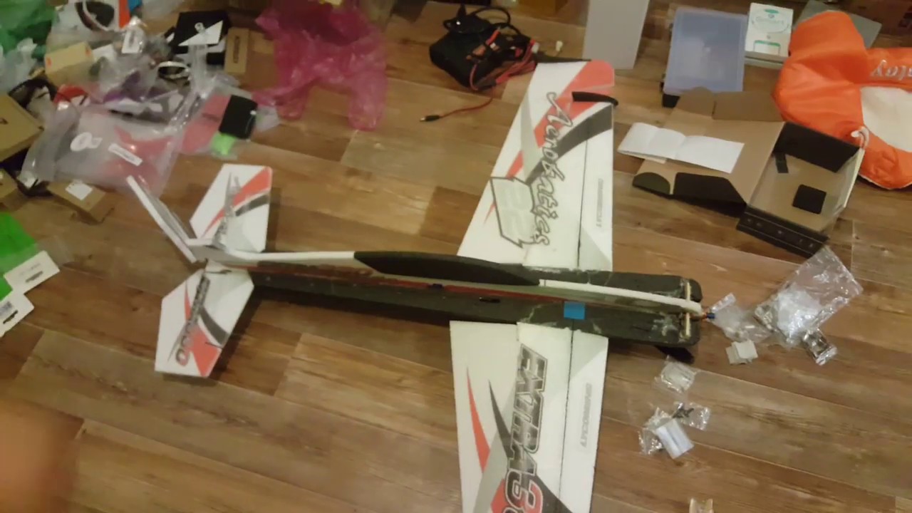 Продам самолет Rc-factory Extra 330 (продано)