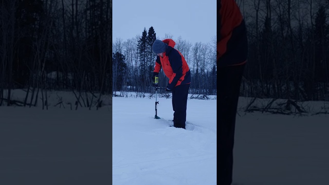 Woods E-Dril Ice Auger with Ryobi Drill