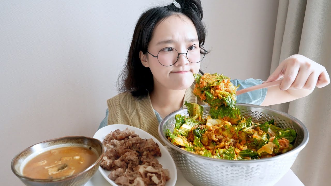 청국장과 봄동 비빔밥 먹방🥬 고기보다 맛있는 비빔밥은 처음이야 (ft. 우삼겹구이, 계란후라이) REALSOUND MUKBANG | Bibimbap :D