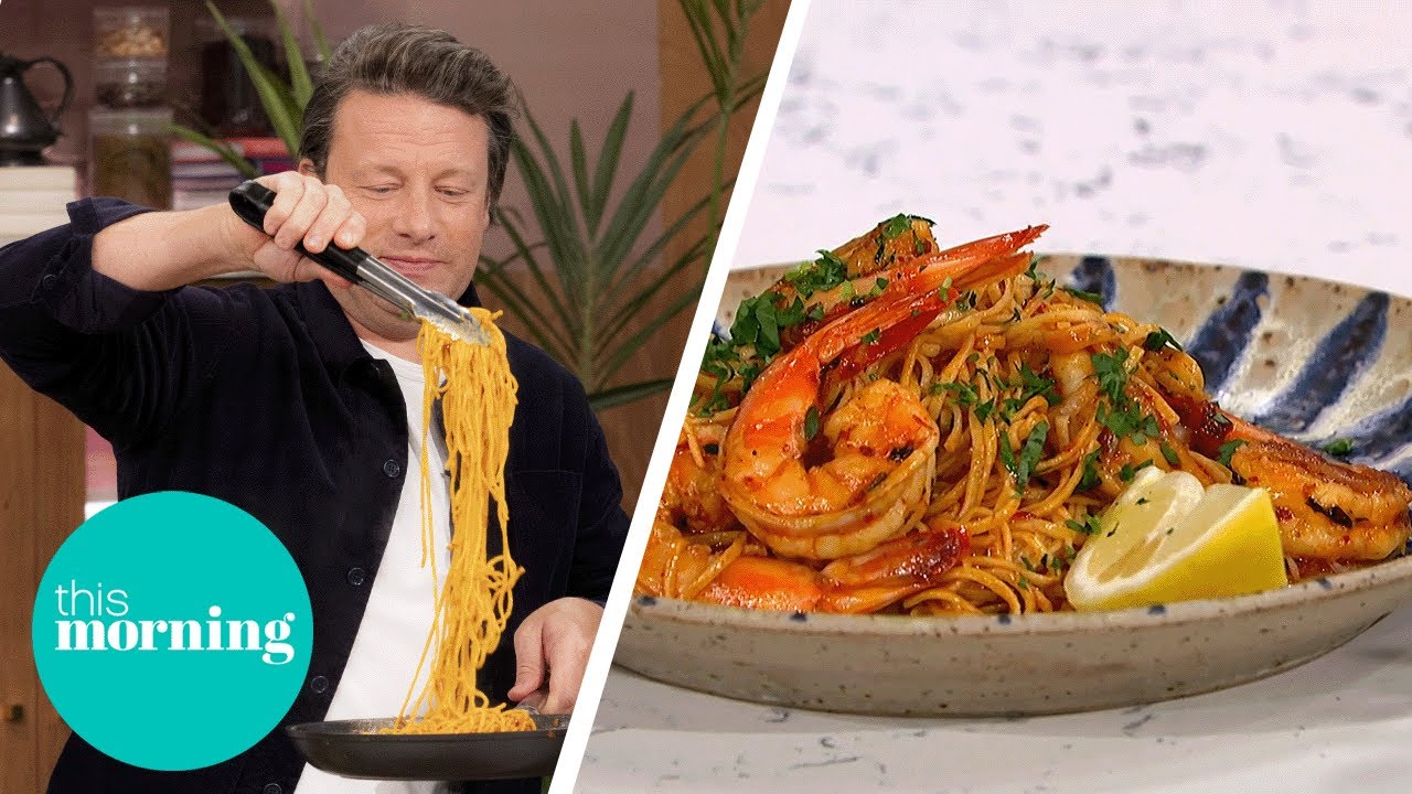 Jamie Oliver’s Spicy Prawn Pasta With Delicious Harissa Dressing | This Morning