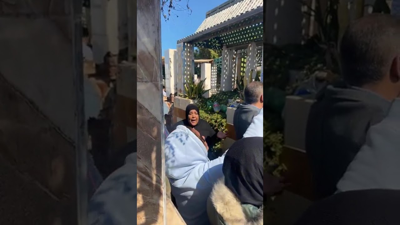 تشييع جثـ مان فتاة بورسعيد.. لقيت مصـ رعها في ظروف غامضة بمنزل خطيبها.. مباشر