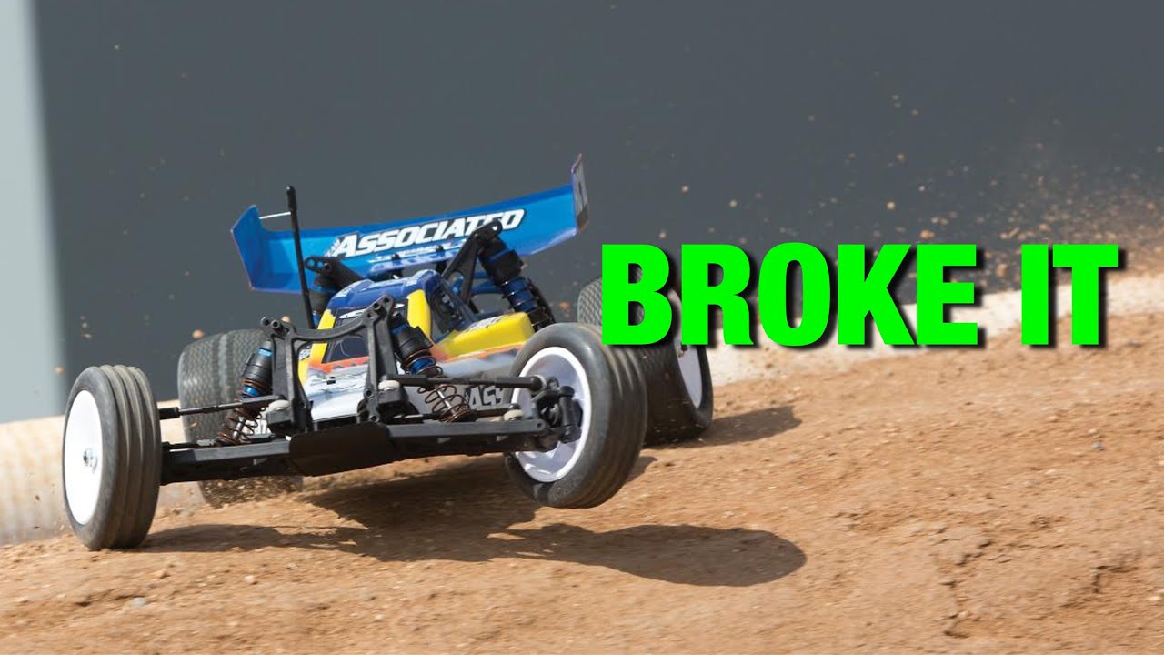 Driving & BREAKING my Team Associated RC10 B4.1 Buggy 😩😭