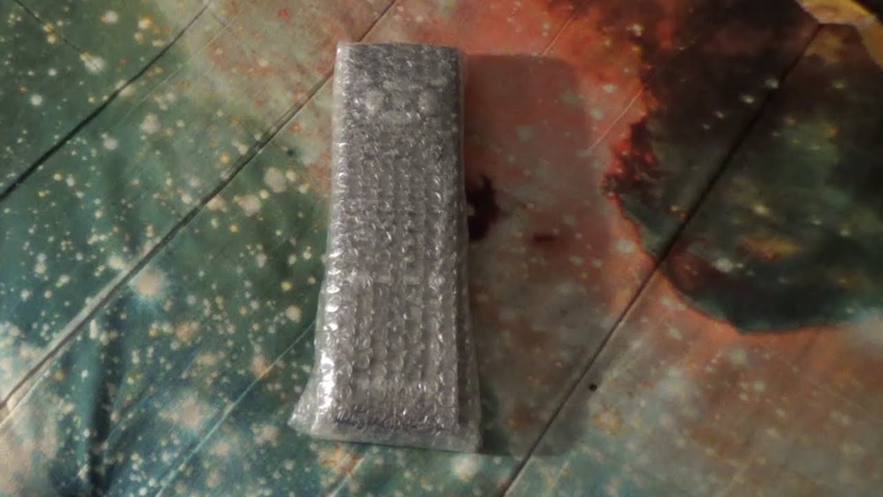 Magnavox universal remote unwrapping and commentary (1995 Magnavox CRT TV series part 2.5)
