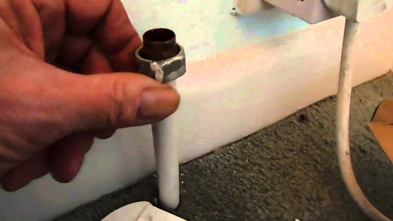 How to hang a new central heating radiator