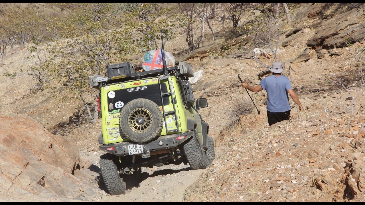 The mighty Van Zyls Pass | A tale of family, a JB74 Jimny & an FJ Cruiser