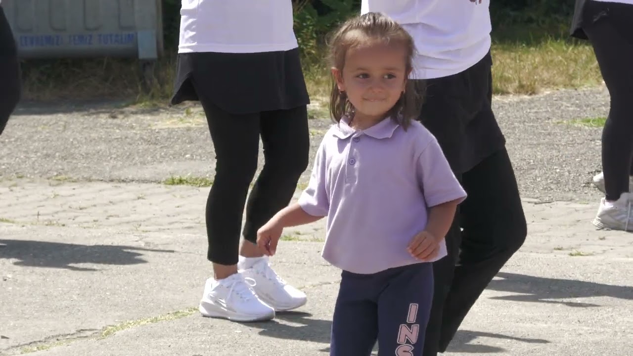 Köy Köy Dolaşıp Kültürümüzü Yaşatmaya Çalışıyorlar Hacılar
