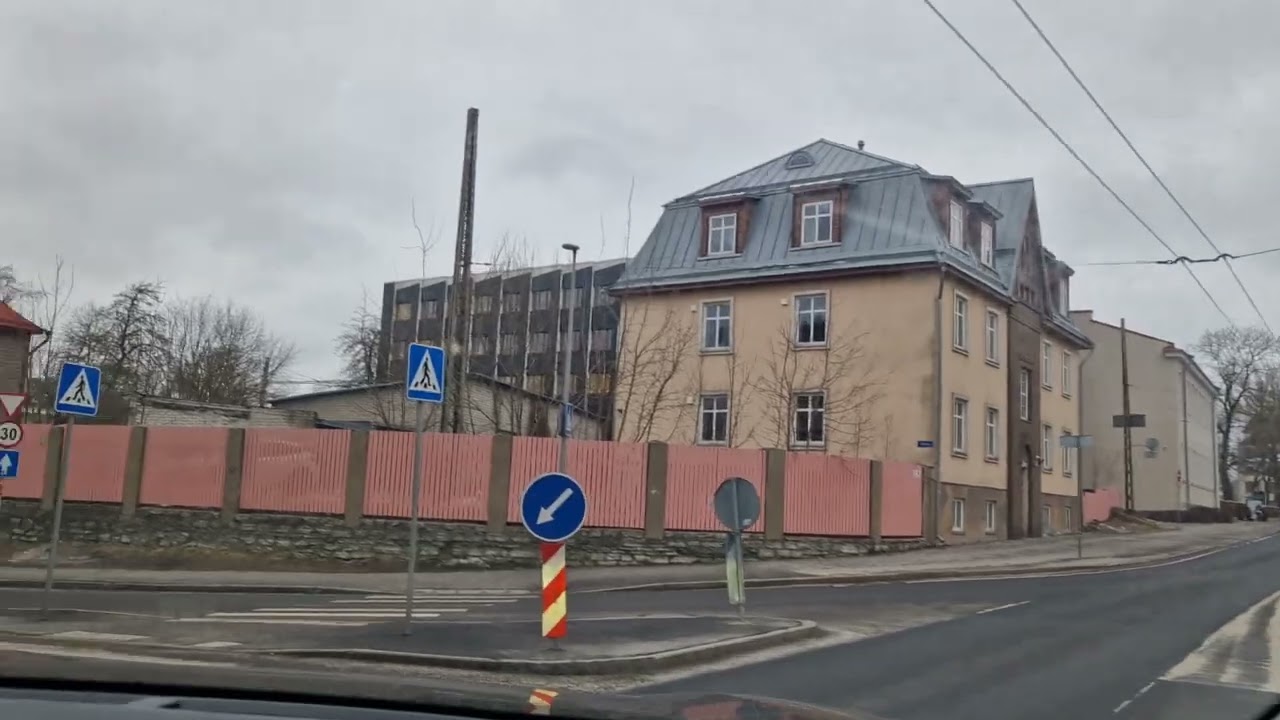 Эстония. Таллинн. Пожар в  торговом центре Kristiine Keskus.😲