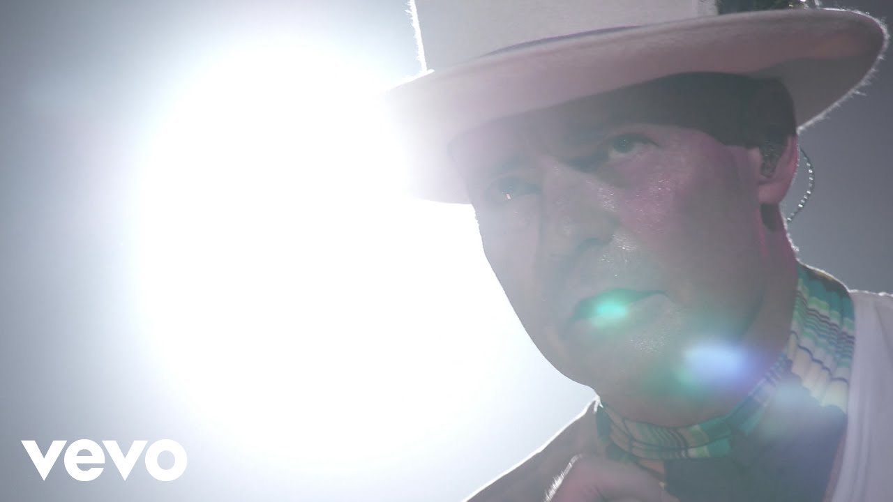 The Tragically Hip - Gift Shop (Live From A National Celebration)