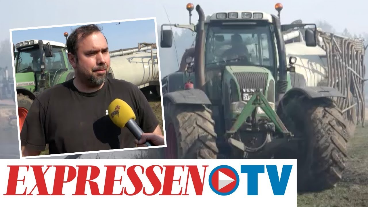 Hästveda: Joakim hjälper till med släckningsarbetet