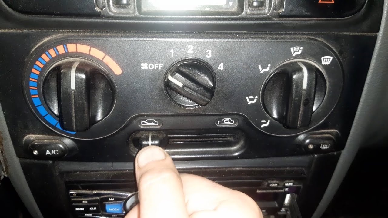 Потеют стекла внутри авто. Убираем причины.