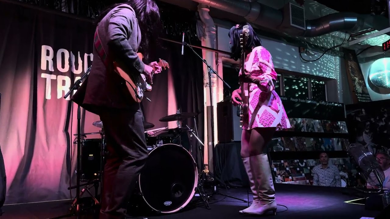 Khruangbin - The Infamous Bill (2025-08-14 – London, UK)