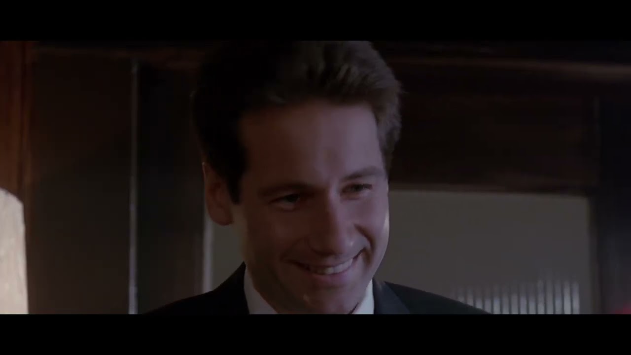 [The X-Files]Mulder in S02 of 1994