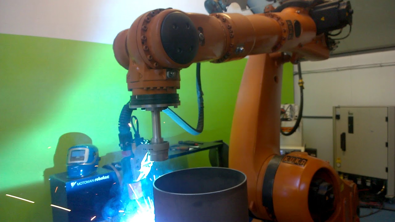 Używany robot spawalniczy KUKA - na sprzedaż