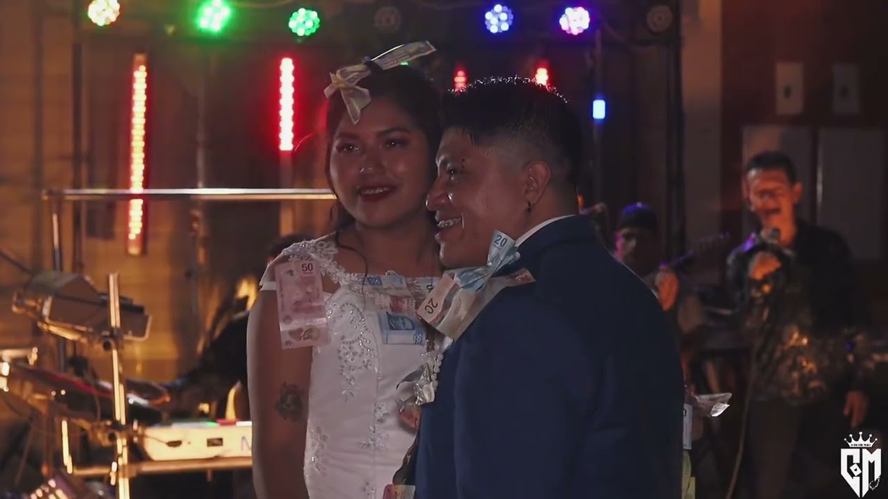( no es mi música ) La boda de mi compadre Gustavo.