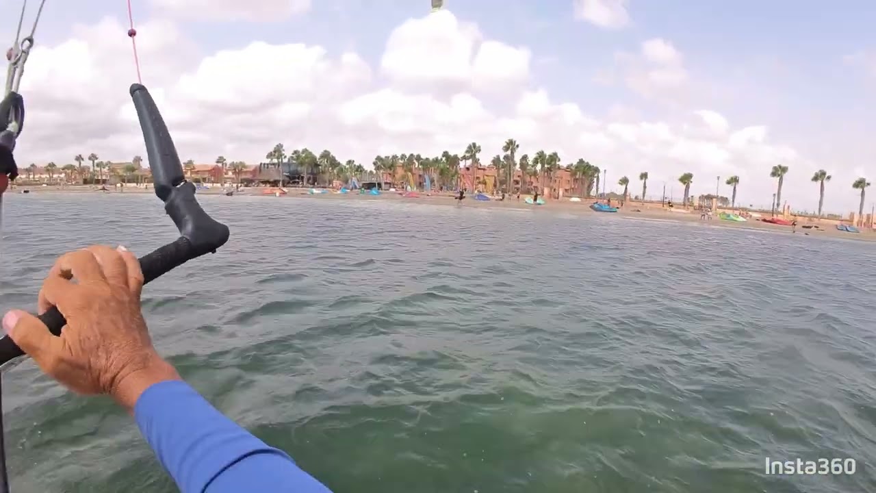 trying the Peter Lynn 10m nova nice kite !