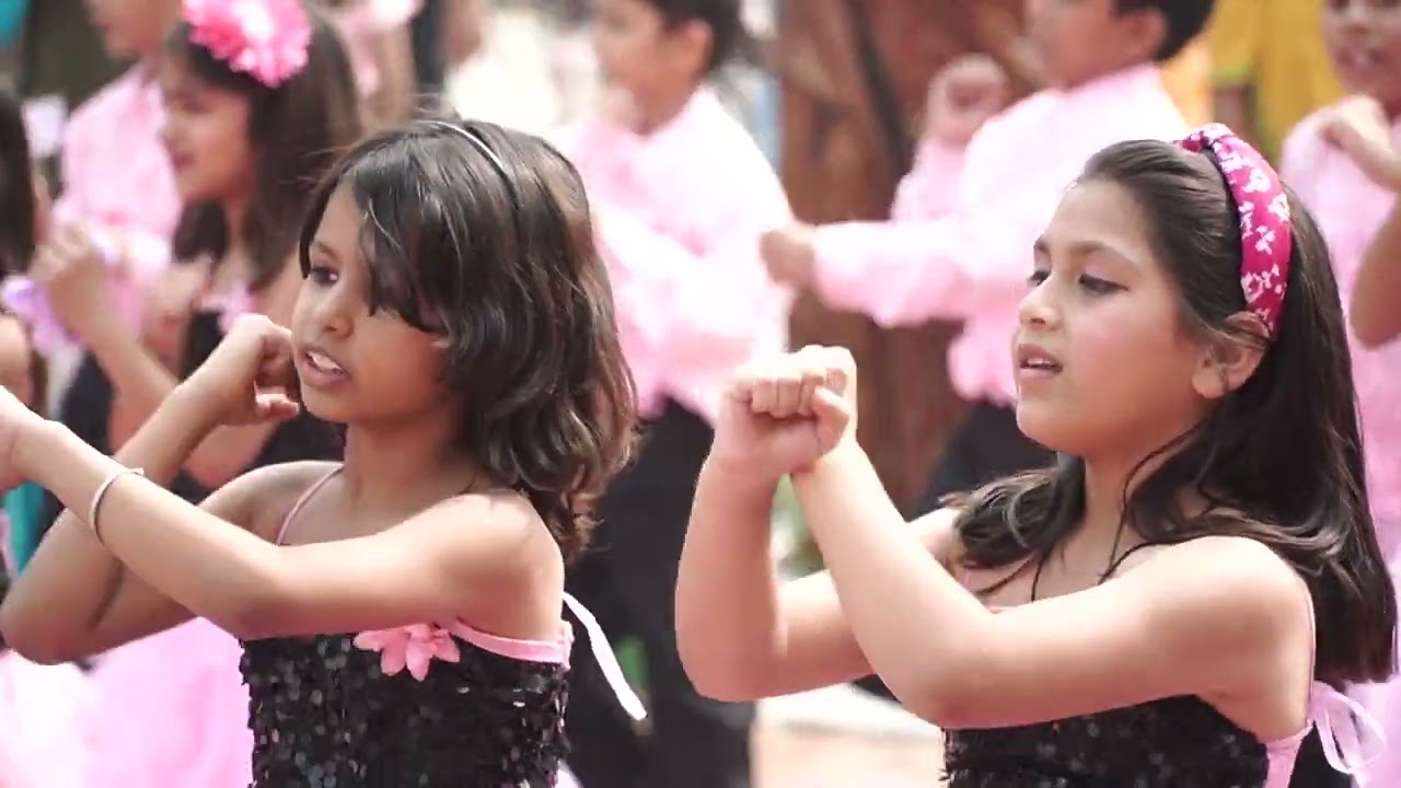Nanhe Munne Bachhe Dance Performance in Gyan Deep Shiksha Bharati