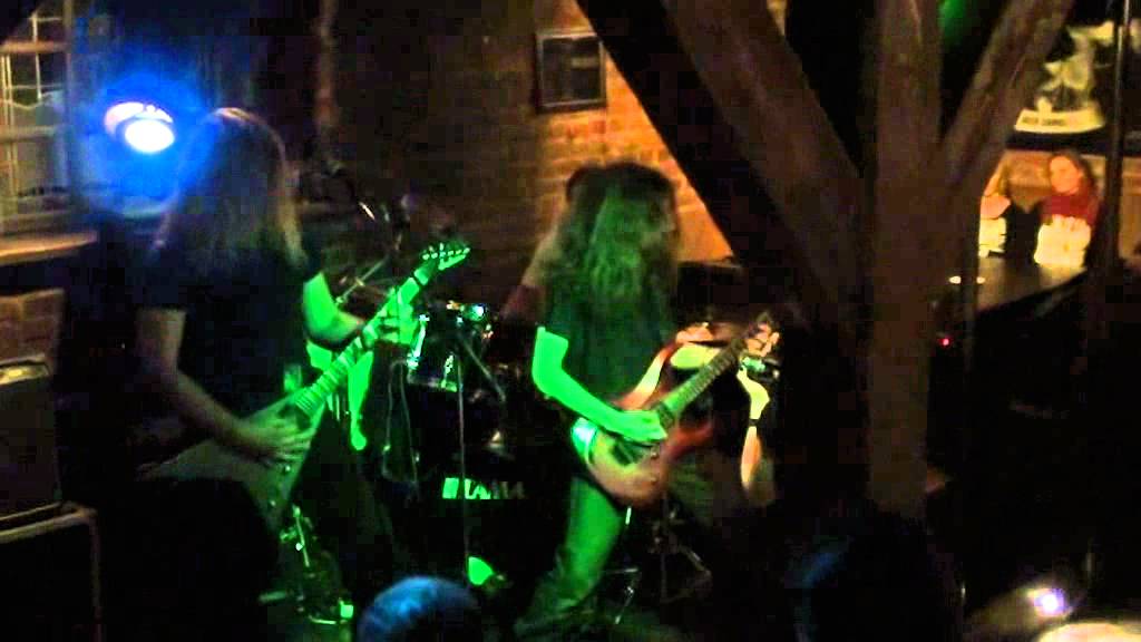 DEROGATOR- Flash (Kaunas Irish Pub Fortas 2011.12.16.)-5