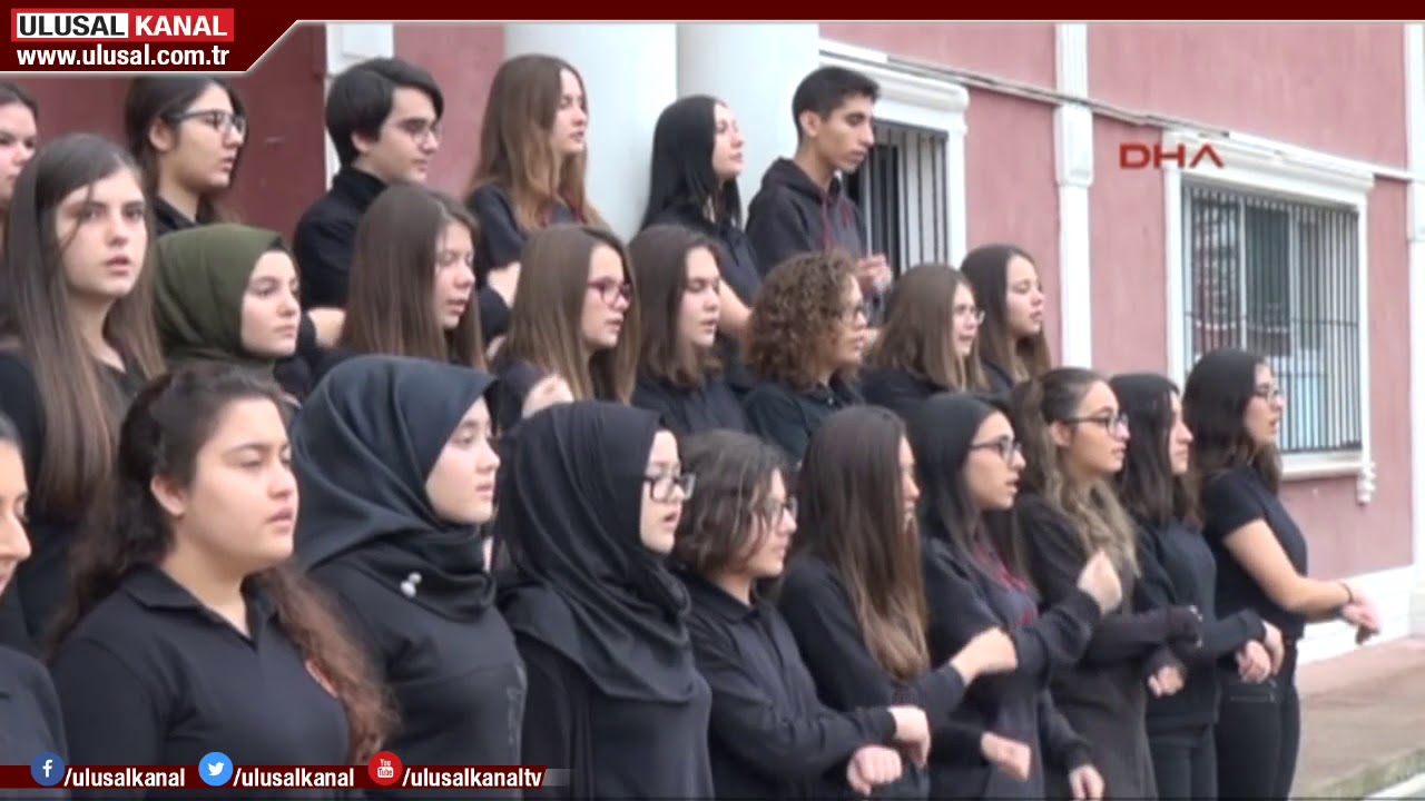 Nevvar Salih İşgören Anadolu Lisesi'nde, işaret dili eğitimi veriliyor
