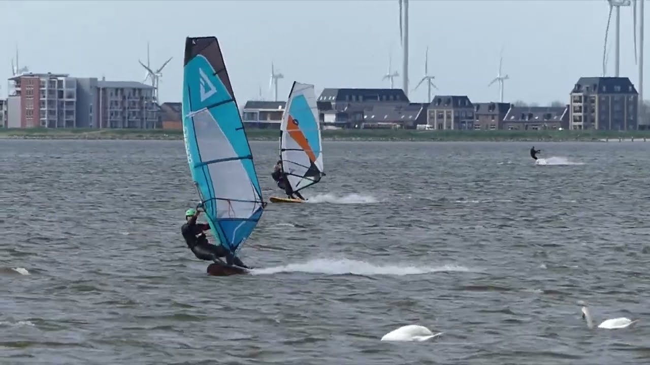 12.04.2024 Windsurfer in Strand Horst/NL