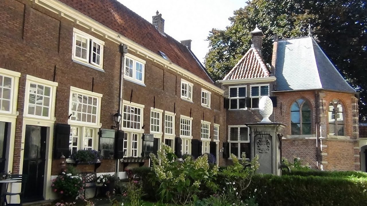 Kris kras de Leidsche hofjes door