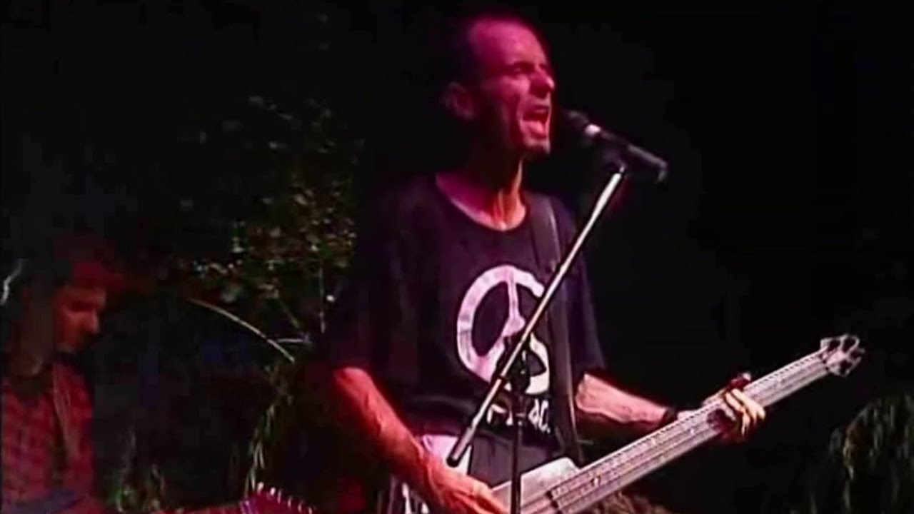 EL&Aacute;N - Kamar&aacute;ti, live (Bratislava, 1993)