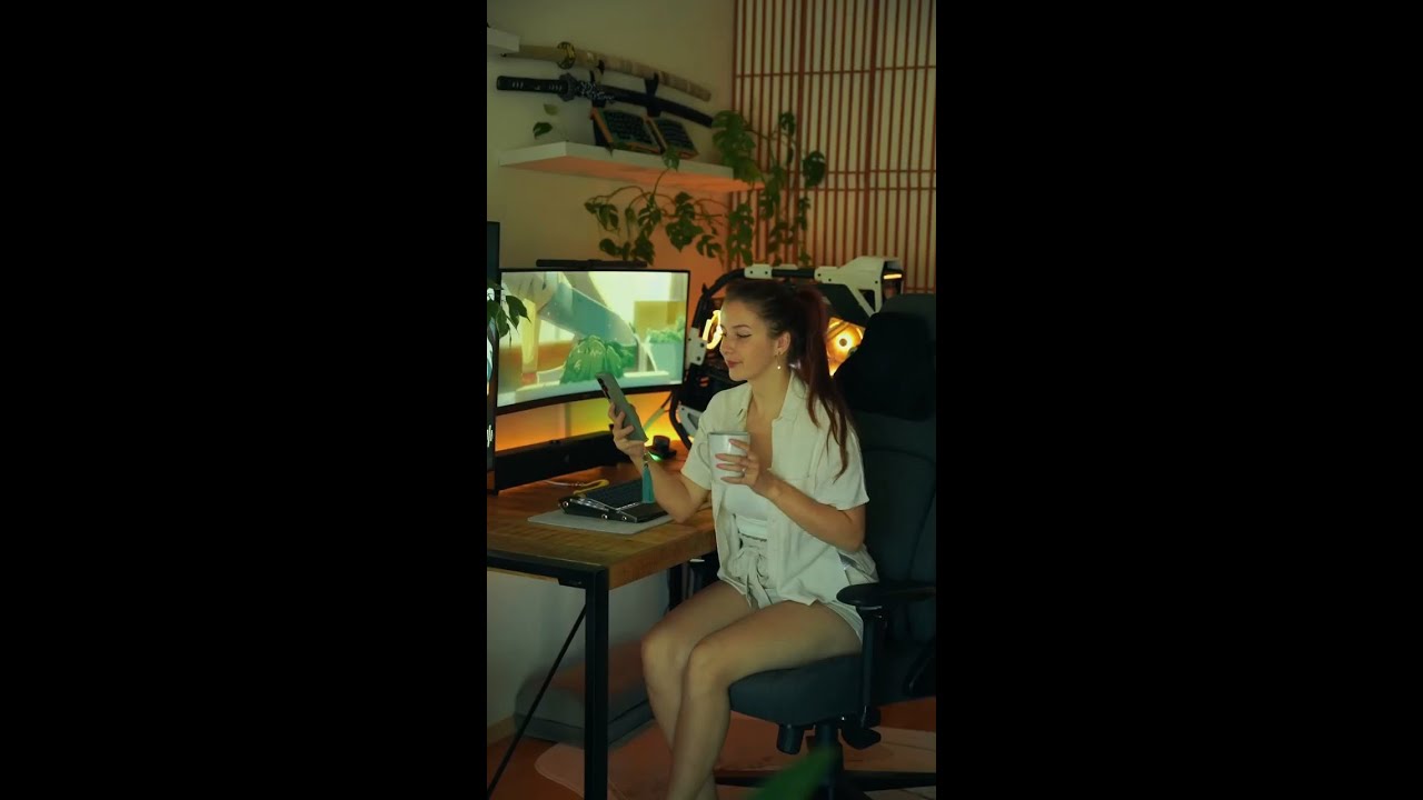 Warm neon glow, cozy soul 🧡✨💚 Forest Gaming Setup