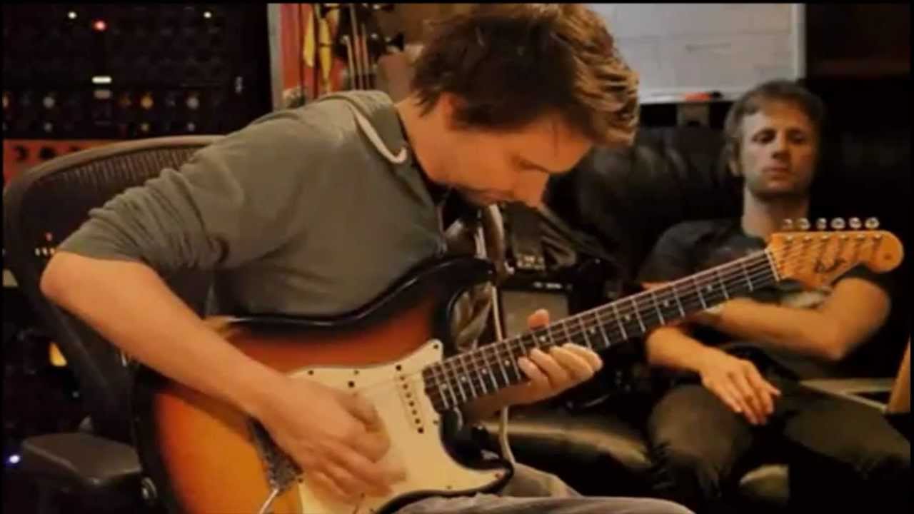 Muse - Animals [Best Quality Making Of The 2nd Law]