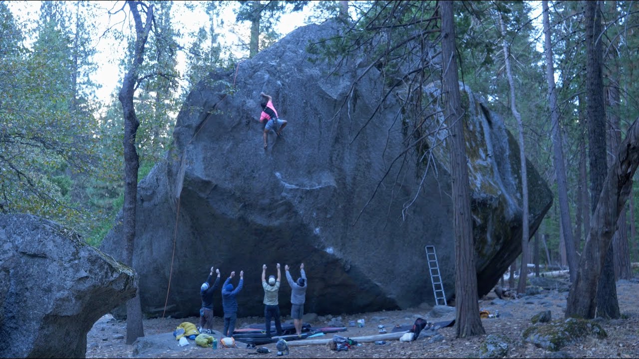 Several unassuming rocks get flashed in Yosemite