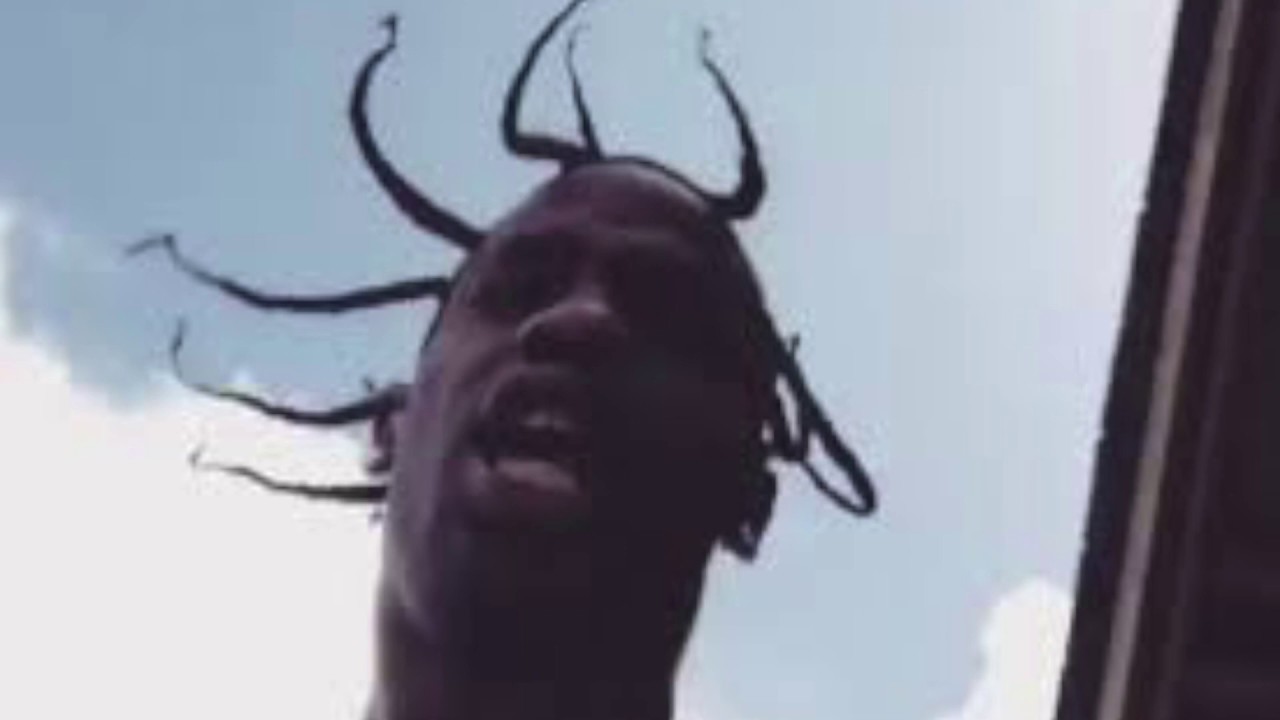 Travis Scott - HIGHEST IN THE ROOM but the beat is trash
