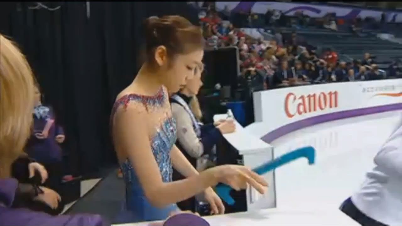2013 WC 김연아 Yuna KIM SP Warm-up (CBC/LiveStream) Canadian Commentary