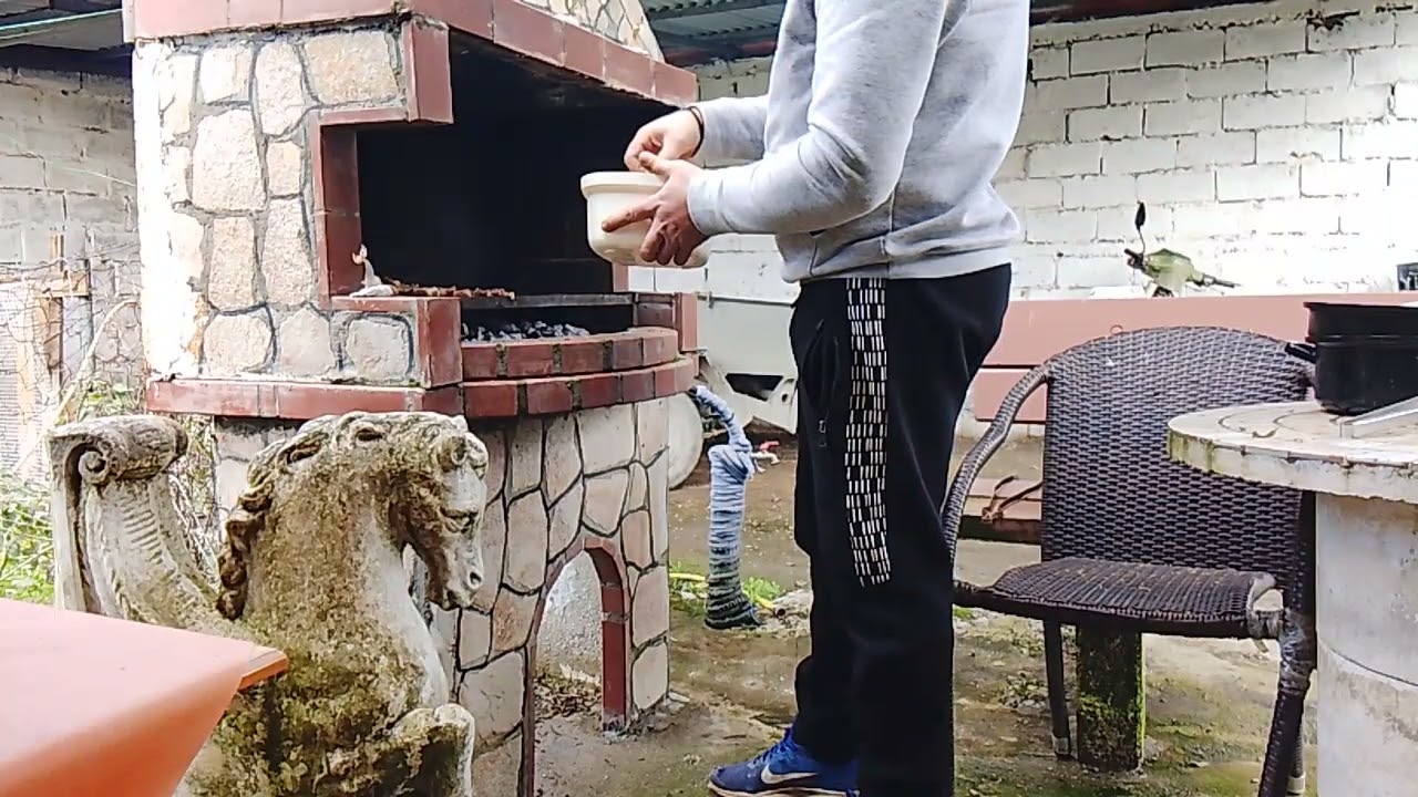 Καλή τσικνοπέμπτη να χουμε
