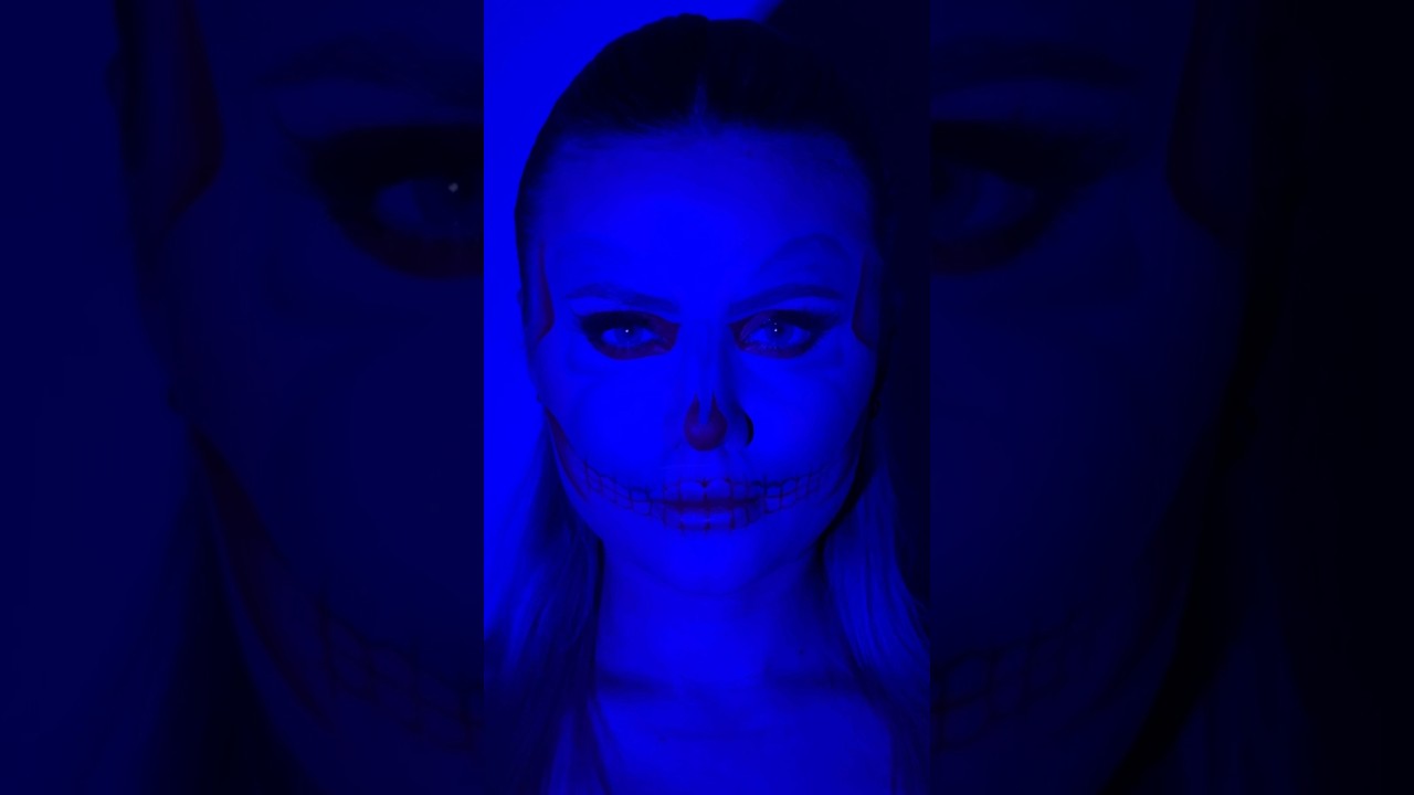colour changing makeup ❤️💙