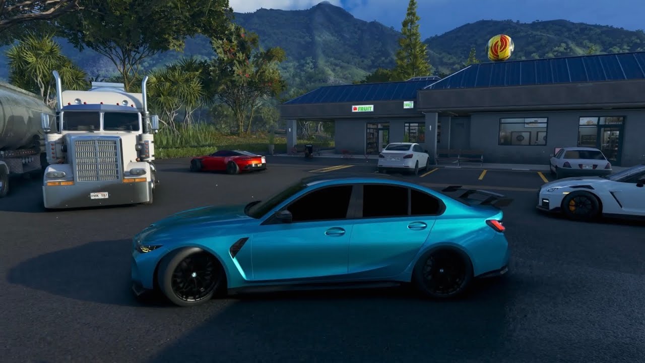 Big Turbo M3 hanging w/ Supercars! 
