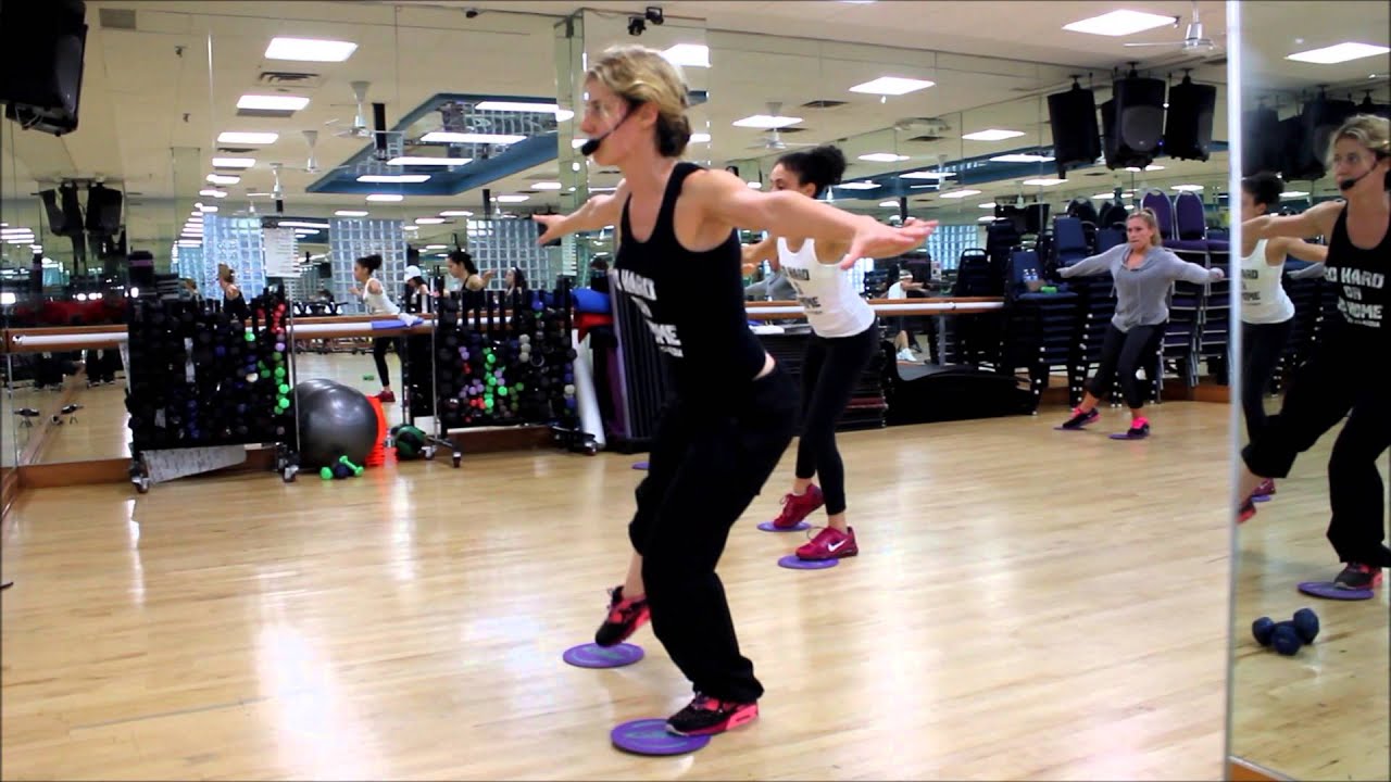 Golds Gym Master Gliding Class with Claudia