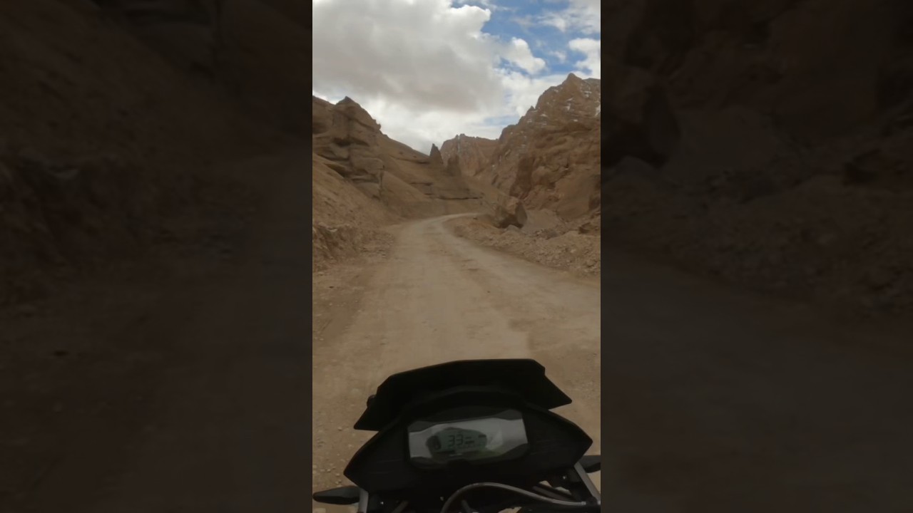 மற்றொரு கிரகம் Lachulung La Pass in Ladakh| For full video checkout channel #shorts