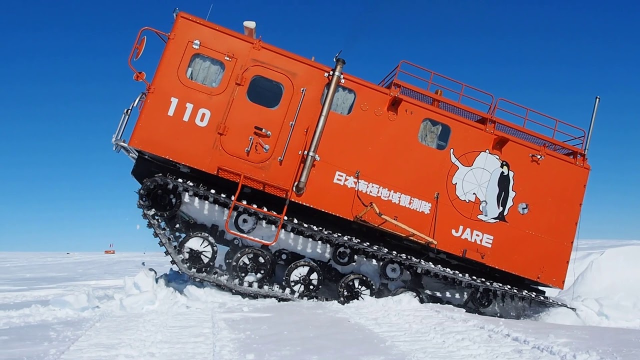 雪上車SM100、ドリフトからの脱出