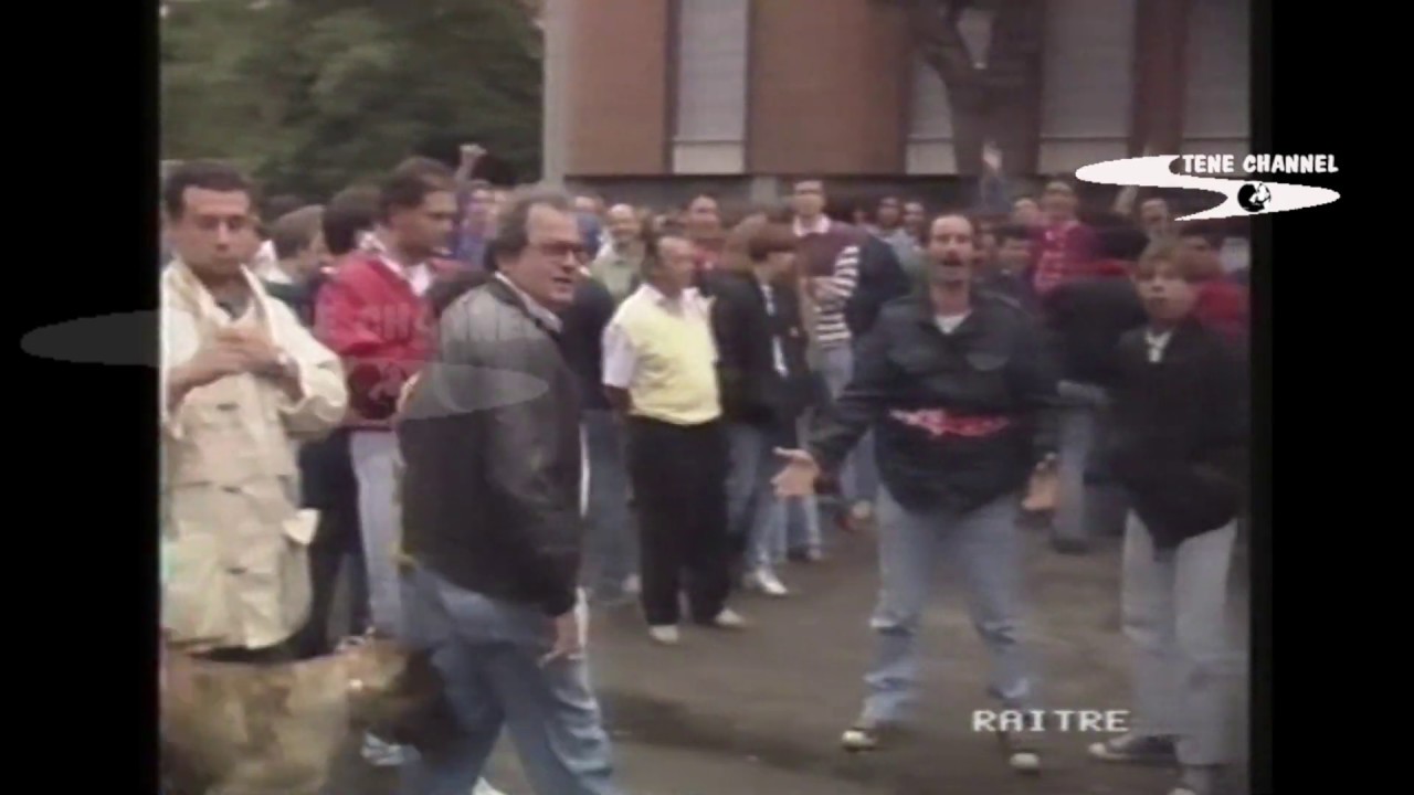 PADOVA-CASERTANA 0-0 SERIE B 1991-92 CONSTESTAZIONE DEGLI HAG E DEI TIFOSI BIANCOSCUDATI.